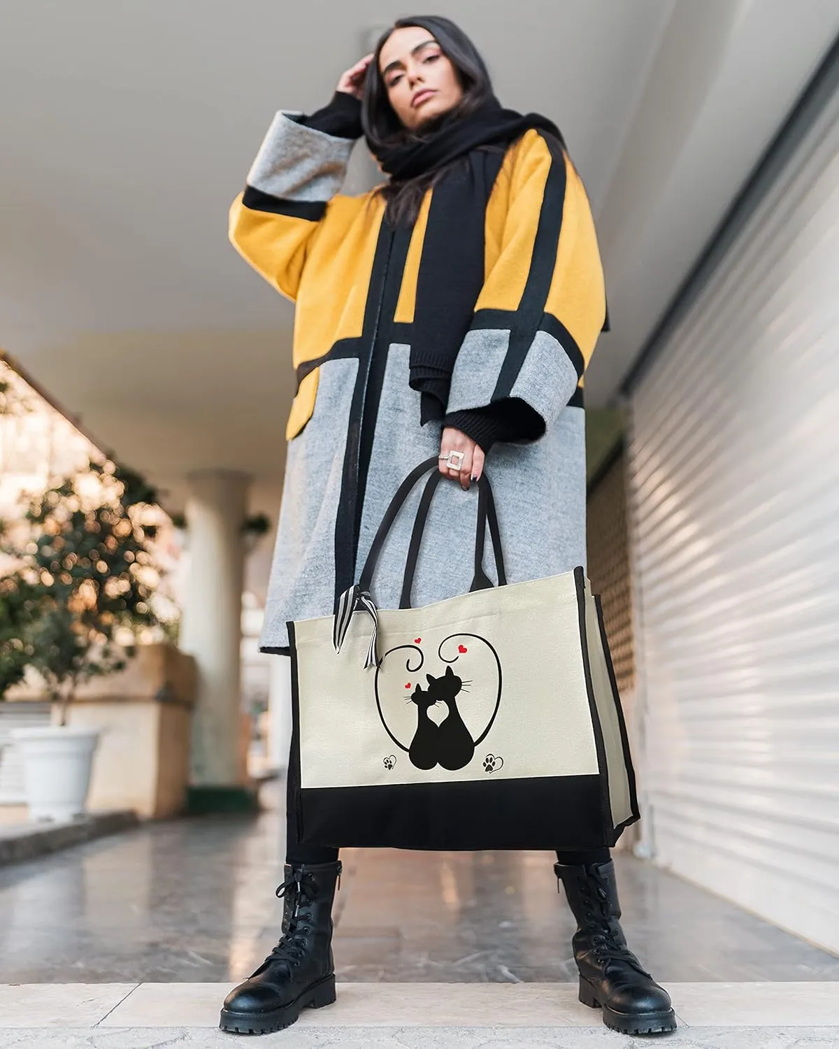 Canvas Tote Bag for Women - Beach Bag, Cat Lovers Tote, Bride & Bridesmaid Gift