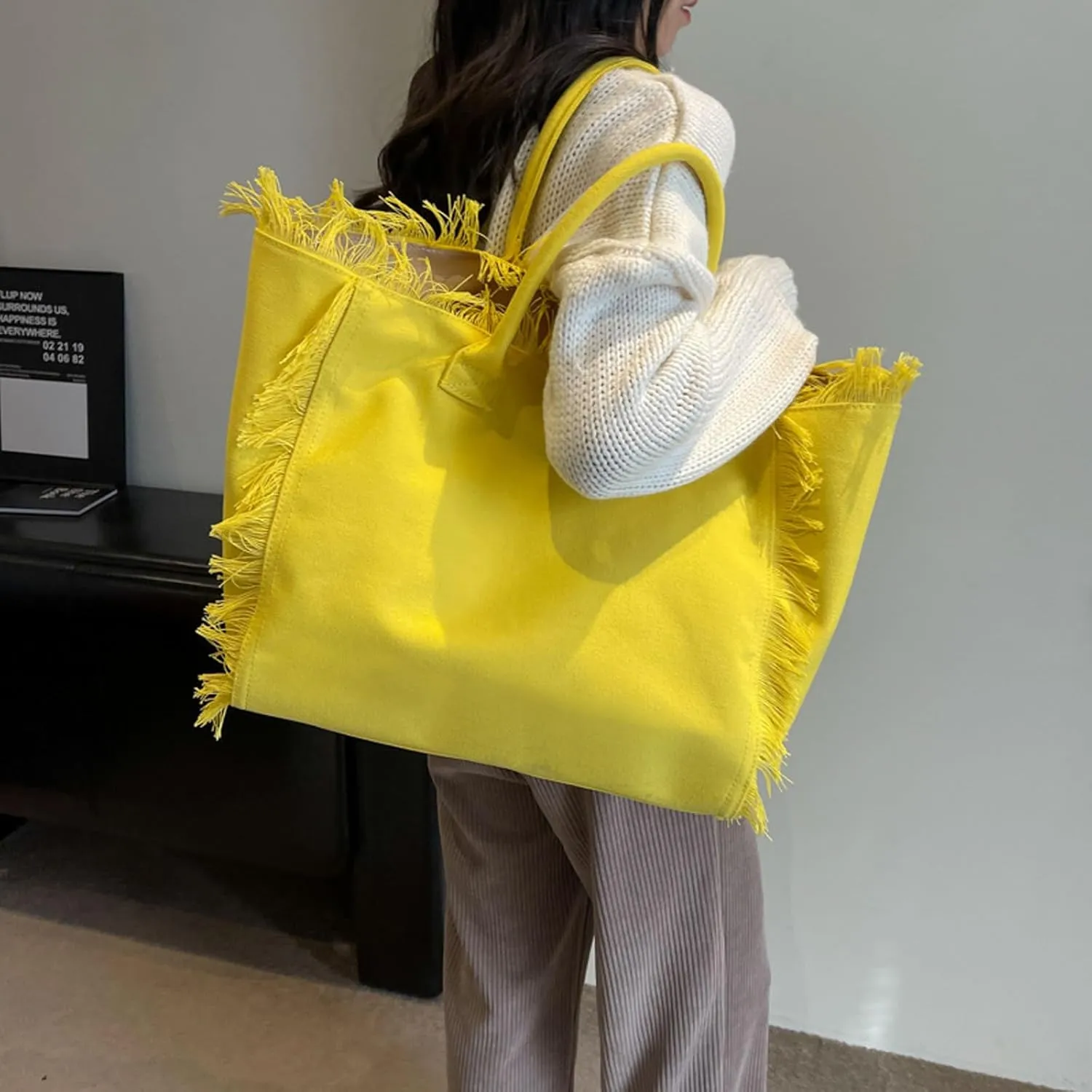 Canvas Tote Bag for Women with Tassel,Large Capacity Tassel Tote Bag Solid Canvas Commuter Handbag Shoulder Bag