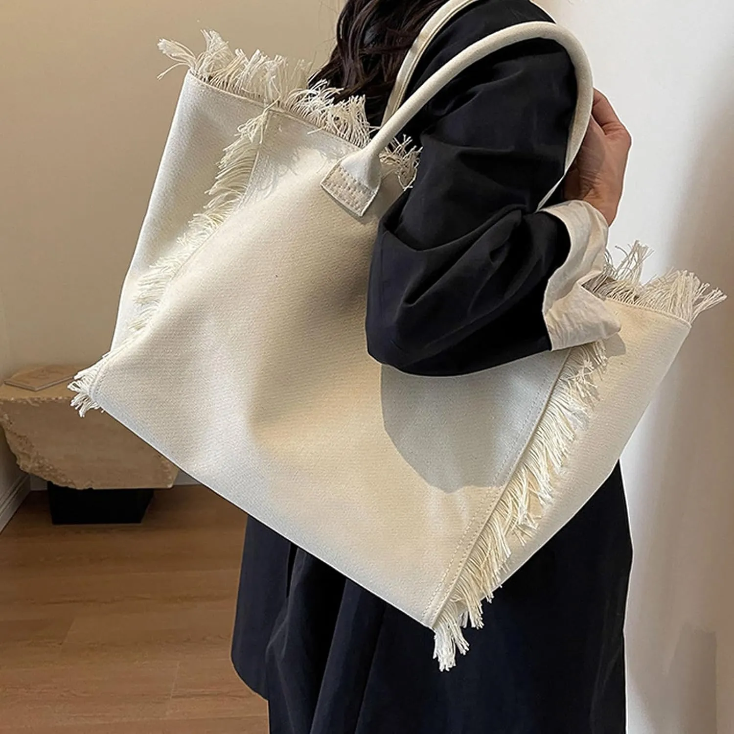 Canvas Tote Bag for Women with Tassel,Large Capacity Tassel Tote Bag Solid Canvas Commuter Handbag Shoulder Bag