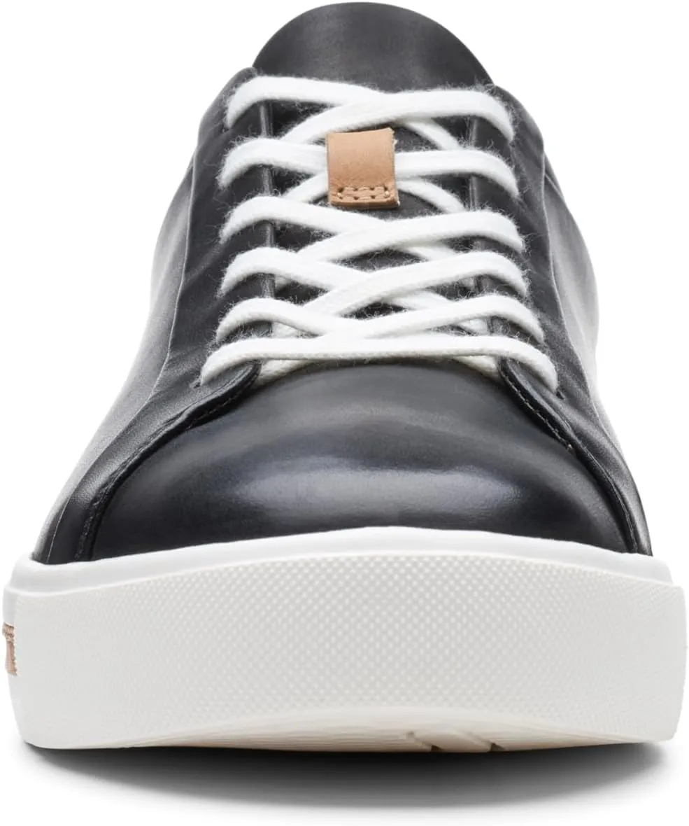 Clarks Women's Low-Top Sneakers