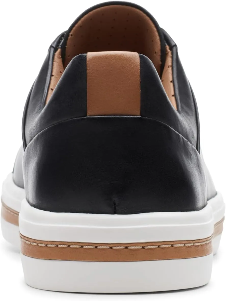 Clarks Women's Low-Top Sneakers