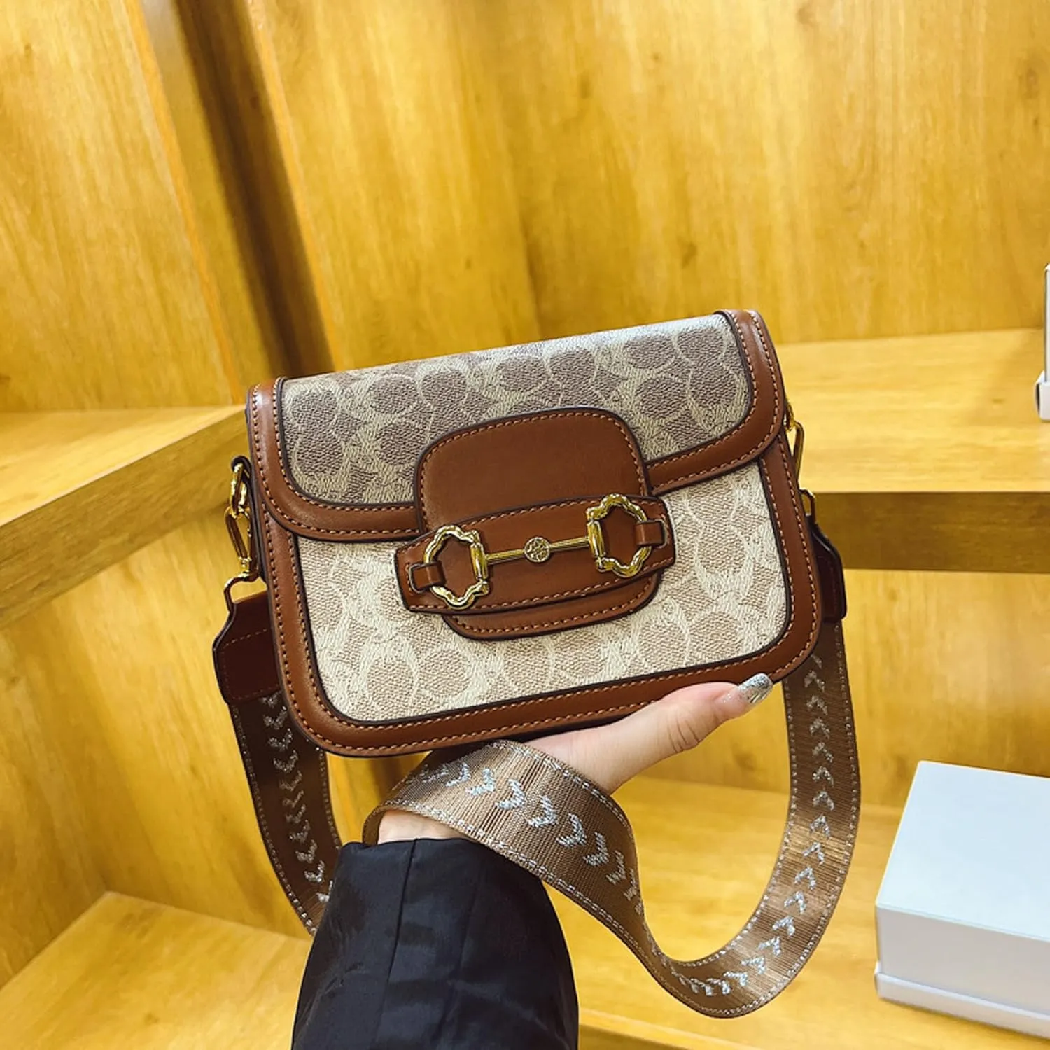 Crossbody Bags for Women - Leather Purse Handbag - Fashion Design