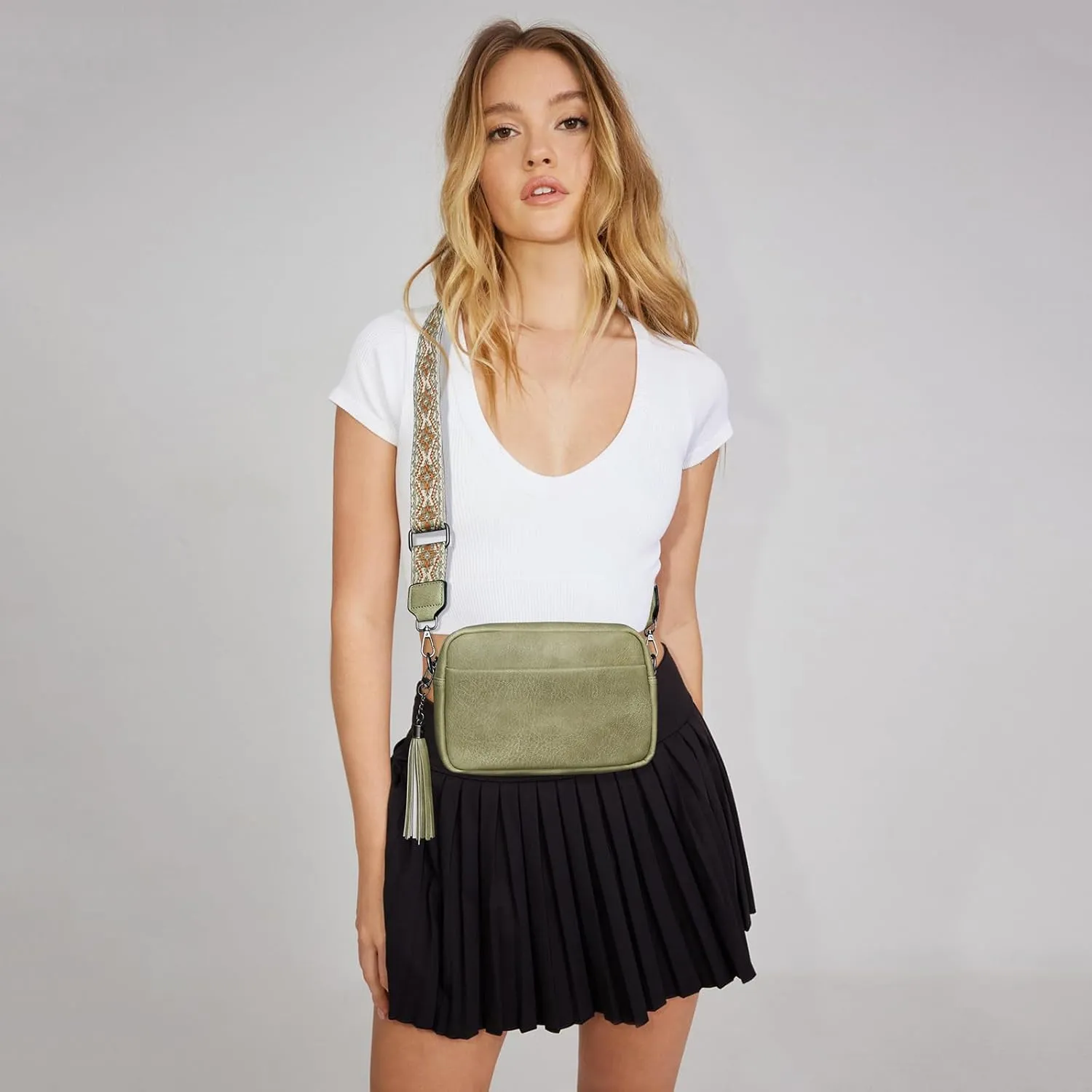 Crossbody Bags for Women,Trendy Vegan Leather Crossbody Purse Shoulder Handbags with RFID Card Slots & Tassel