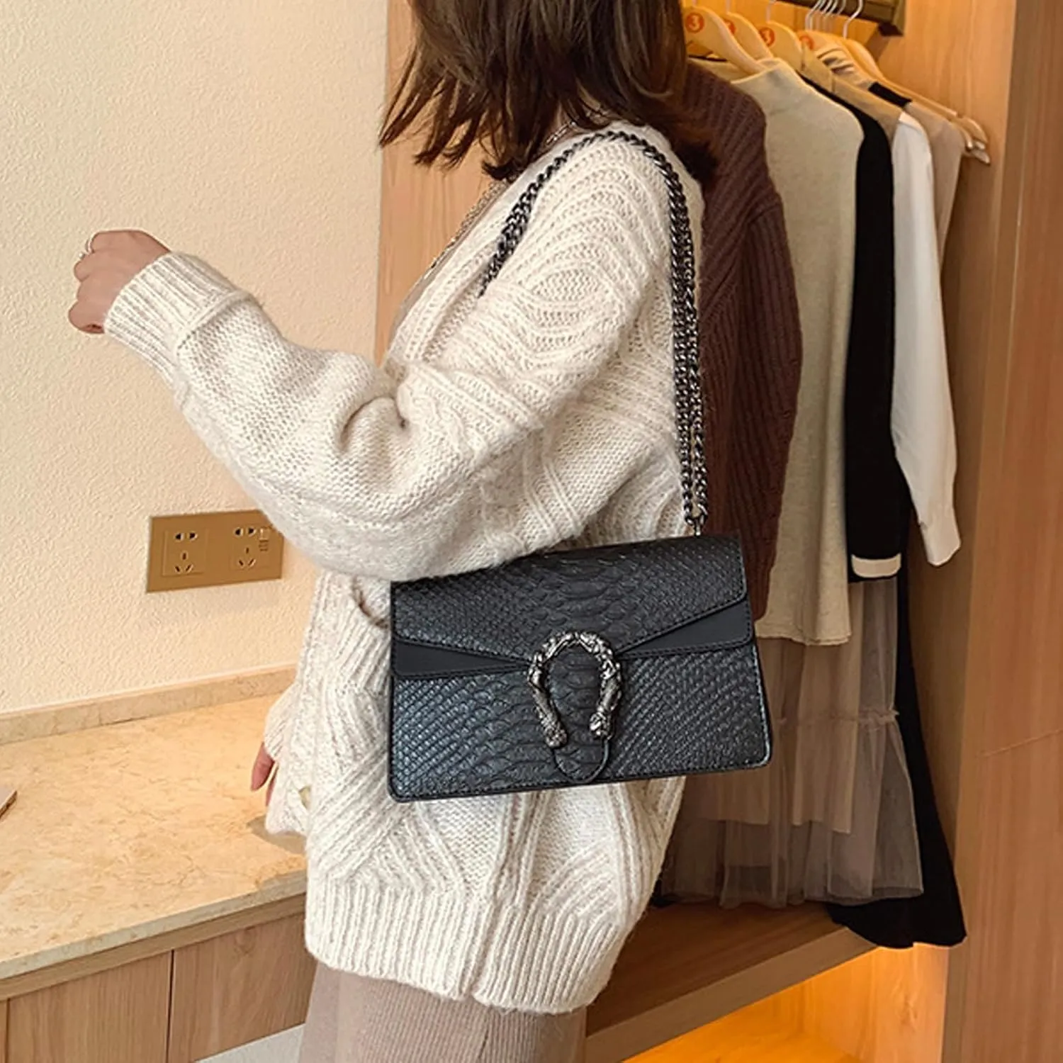 Evening Bags and Clutches for women,Chain Fashion Crossbody Bags Satchel Handbags,Cute Vegan Purses and Shoulder Bag