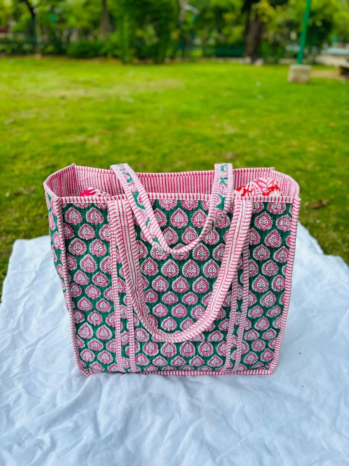 Handmade Large Tote Bag/Indian Quilted Tote Bags/Grocery Bag/Women Shopping Totes bag/Cotton Shoulder Bag