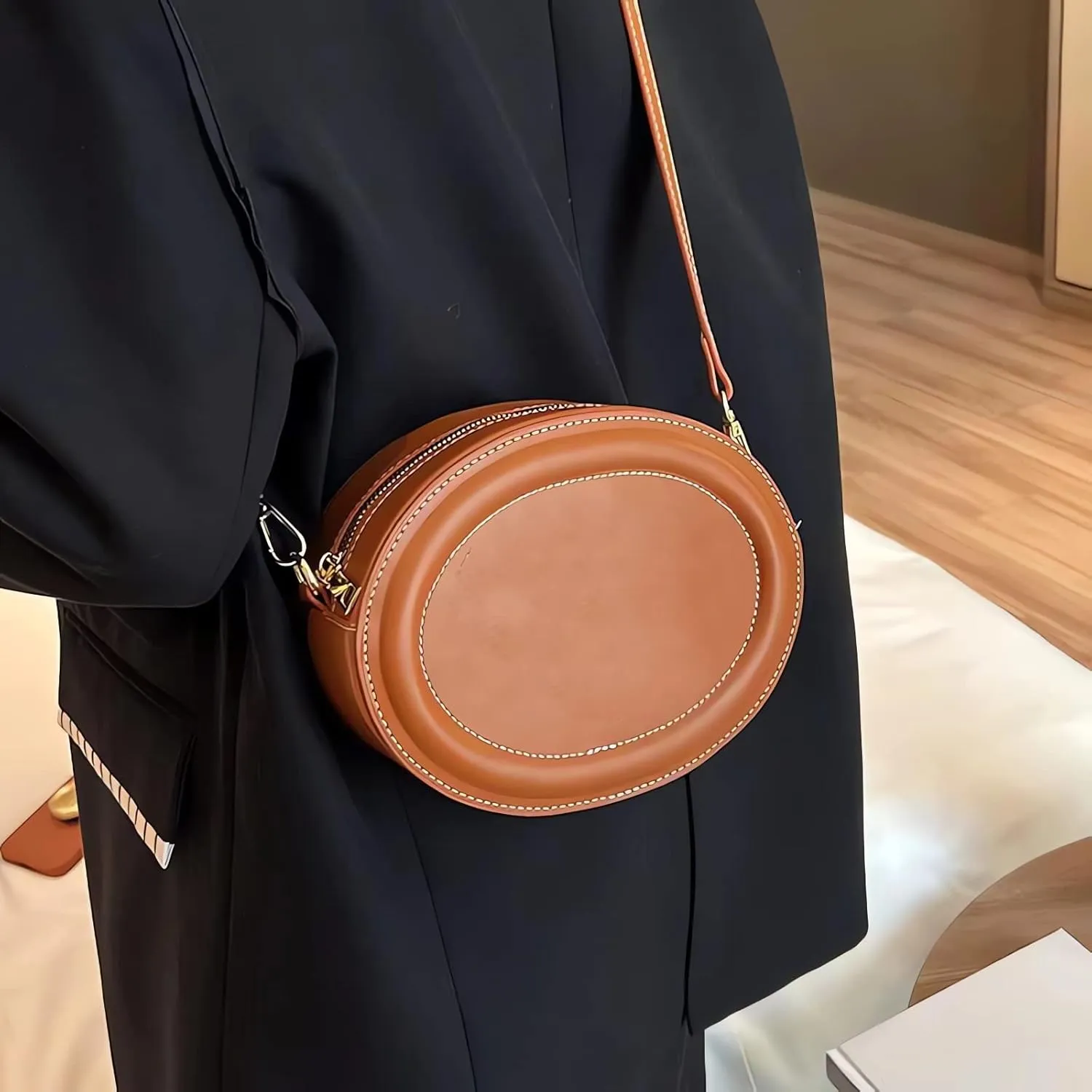 Leather Designer Female Crossbody Bags and Chain Handbags,Women's Purses Quilted Shoulder Round Satchel Bags