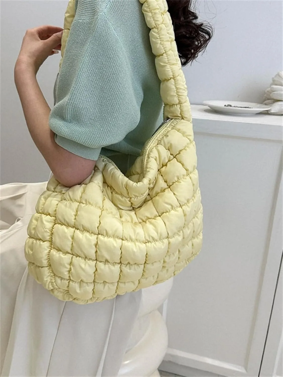 Puffer Tote Bag Women Quilted Shoulder Bags Puffy Bubble Pleated Purse Nylon Padding Cloud Crossbody Bag 2025
