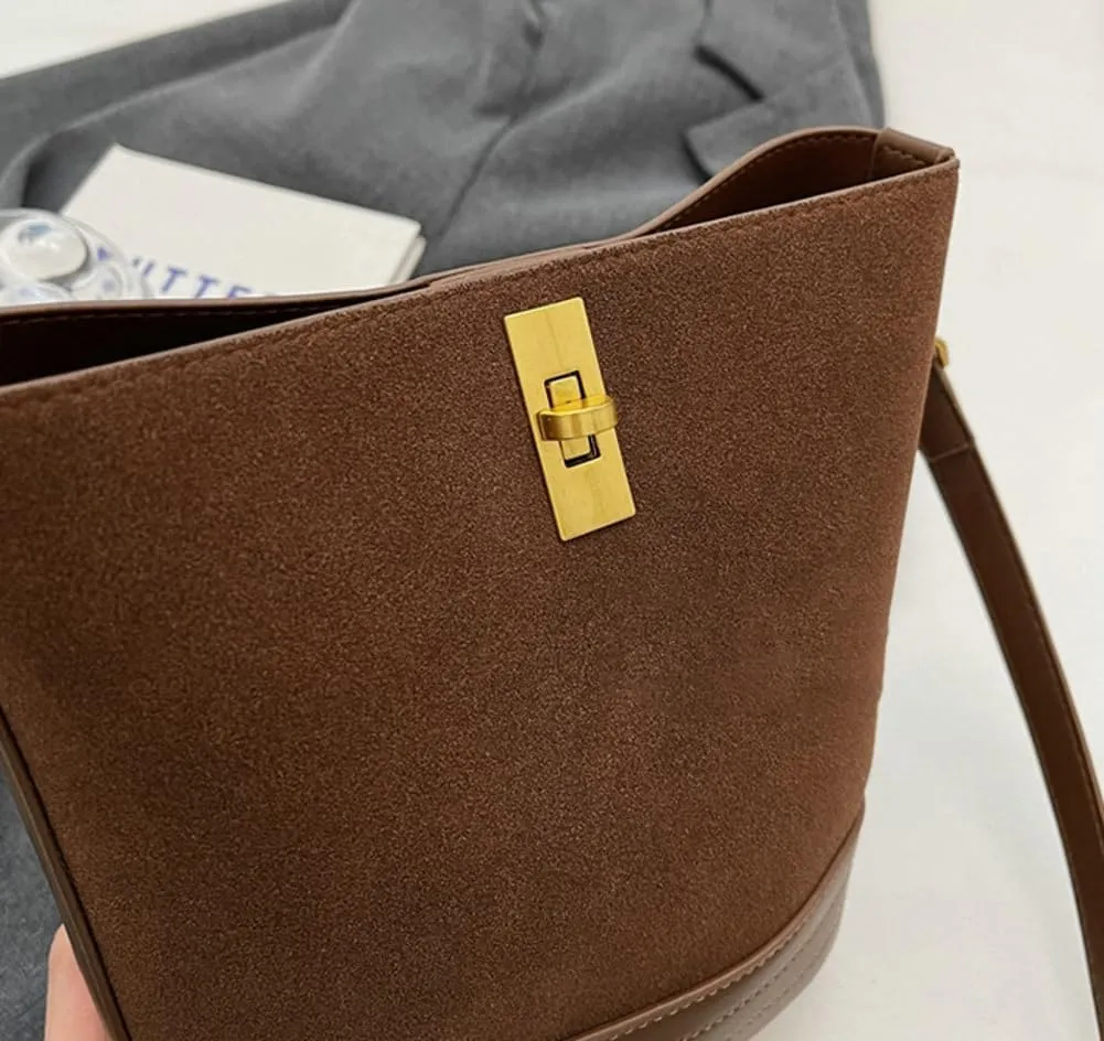 Suede Bucket Purse for Women Retro Crossbody Purses for Women Elegant Hobo Bag Sling Handbag Clutch Carryall 2024 New