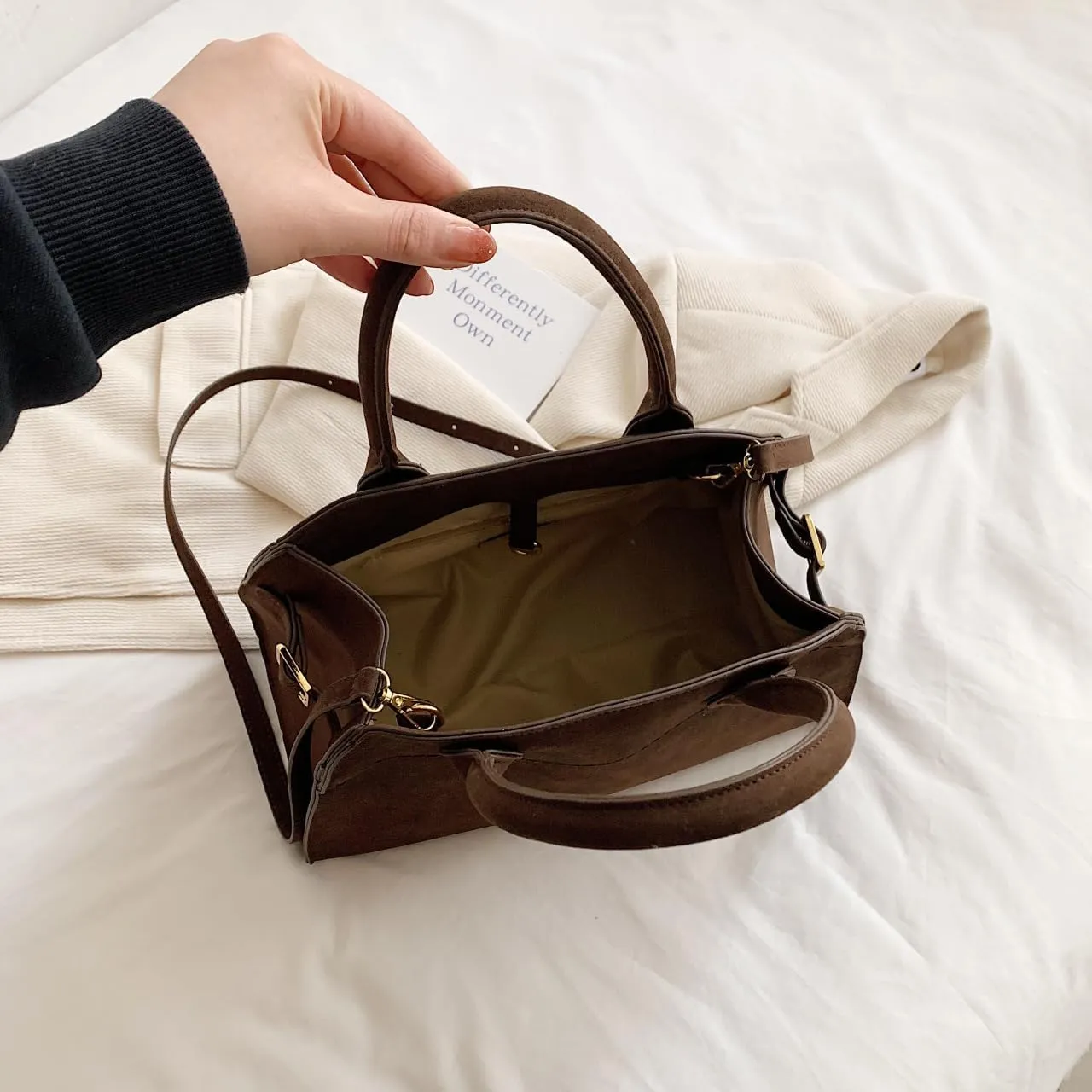 Suede Tote Bag for Women, Large Capacity Suede Tote Bag, Adjustable Strap Daily Sling Bag, Retro Shoulder Satchel Bag