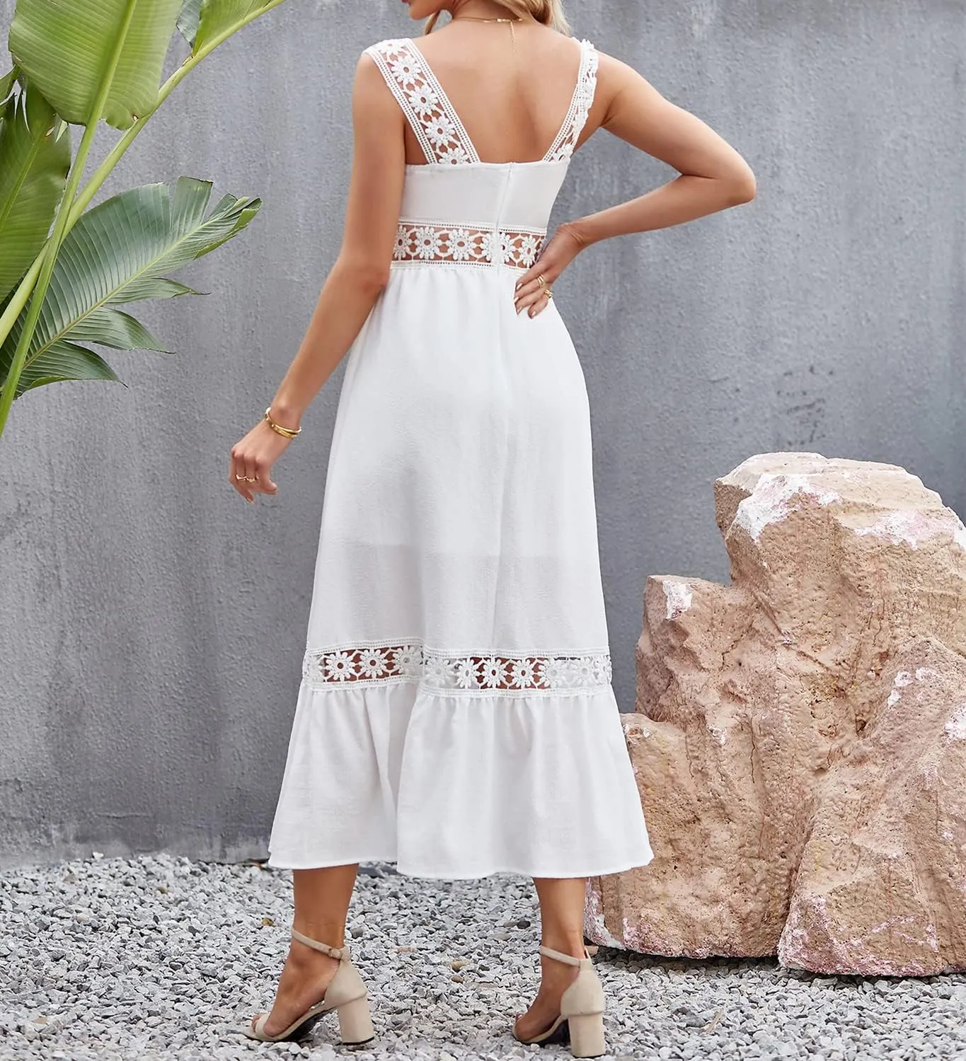 Women's Bohemian White Dress Summer Hollow Sleeveless Tank Lace Backless Fresh and Elegant Slim Strap Long Dress
