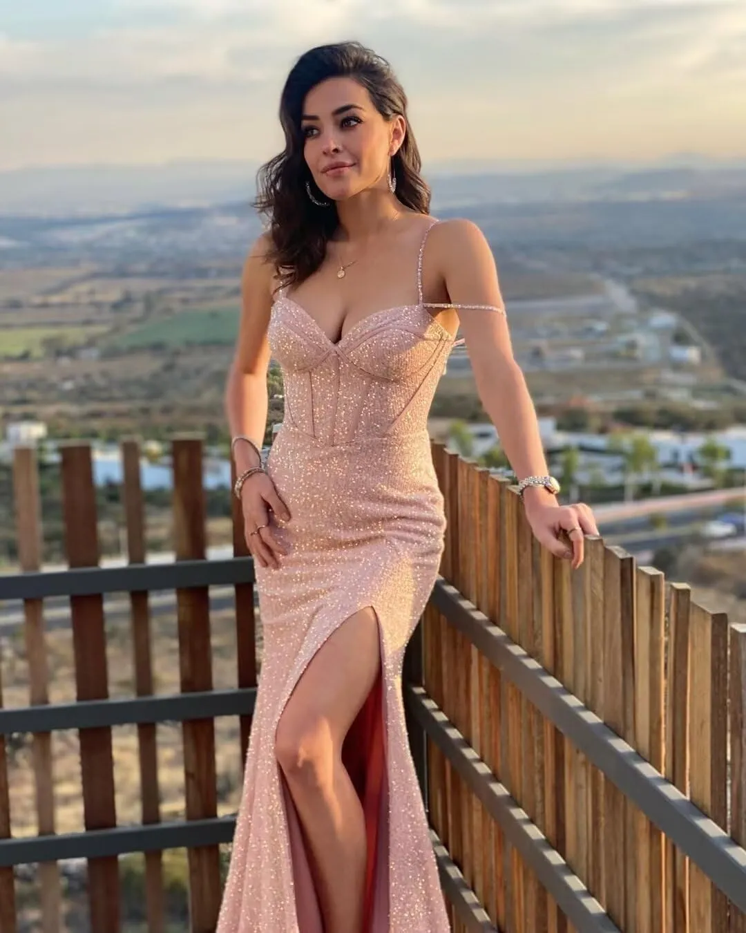 Women's Sequin Mermaid Prom Dresses Long with Slit Spaghetti Straps Formal Party Dresses XOD011