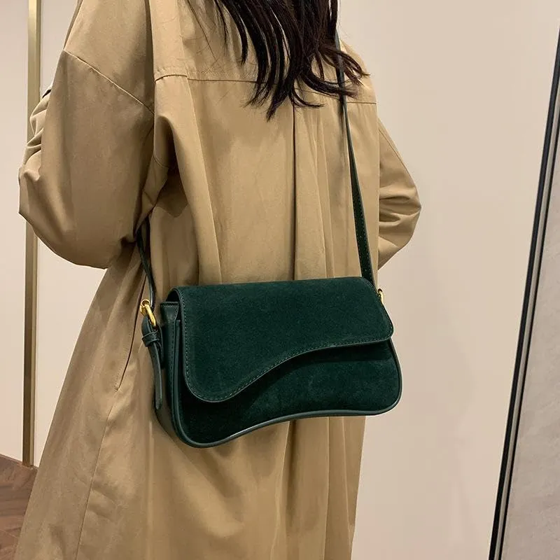 Women's Shoulder Bag Suede Handbag Underarm Purse Tote Bag Brown Suede Purse Y2K Crossbody Bag with 2 Removable Straps
